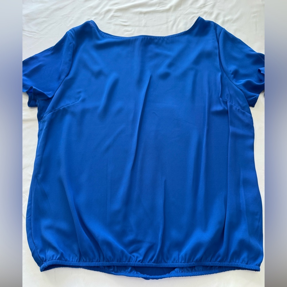 New York & Company Cobalt Blue Scoop Neck Short Sleeve Blouse